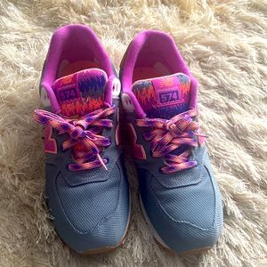 Size 7 | NewBalance 574 shoes | women